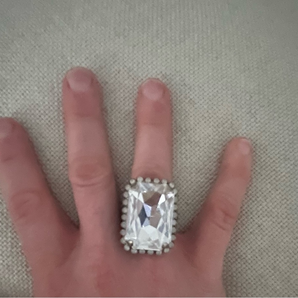 SORRELLI - Luxurious Emerald-Cut Crystal
Cocktail Ring!!!